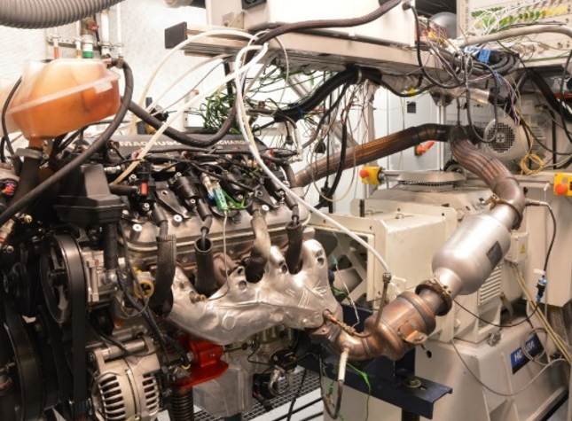 Multicylinder-cylinder engine tests benches